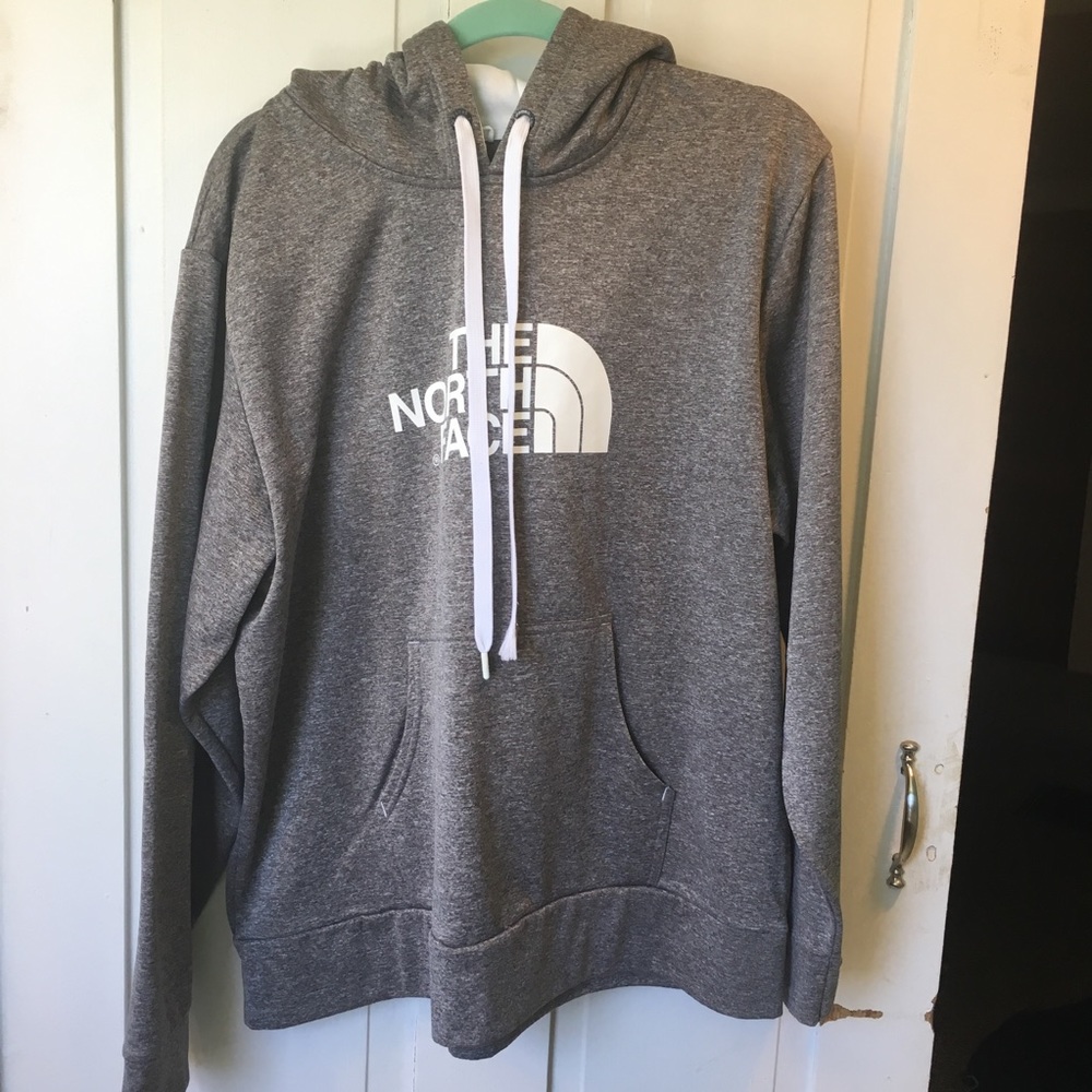 XL Woman’s North Face Hoodie